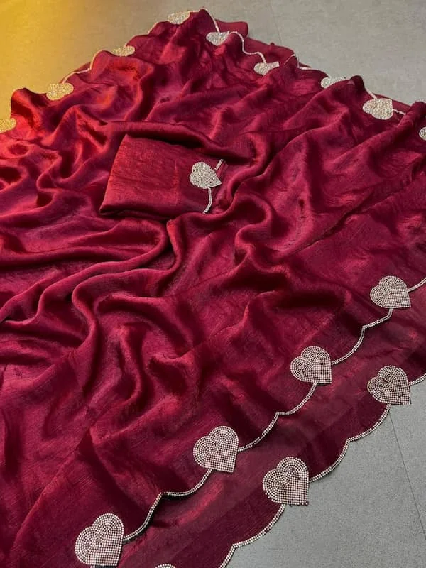 https://lyvstor.blr1.cdn.digitaloceanspaces.com/live/19im10Saree.webp