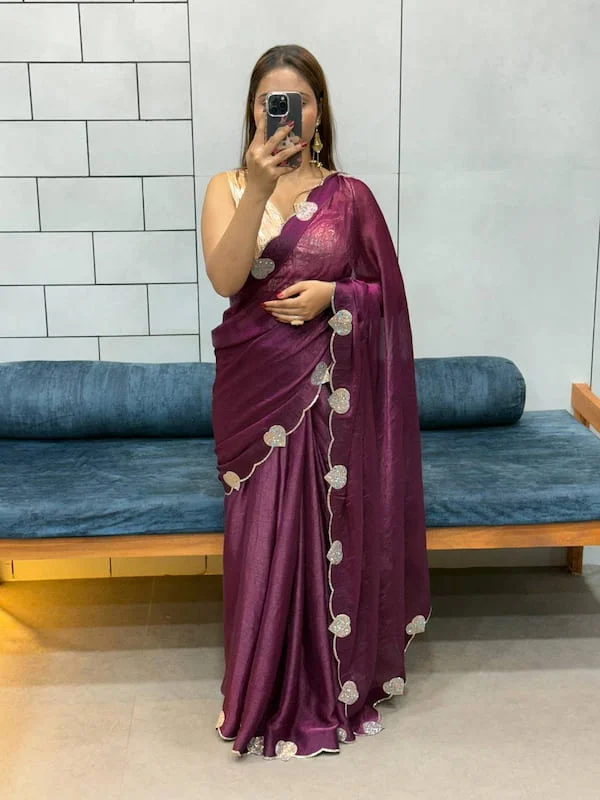 https://lyvstor.blr1.cdn.digitaloceanspaces.com/live/19im5Saree.webp