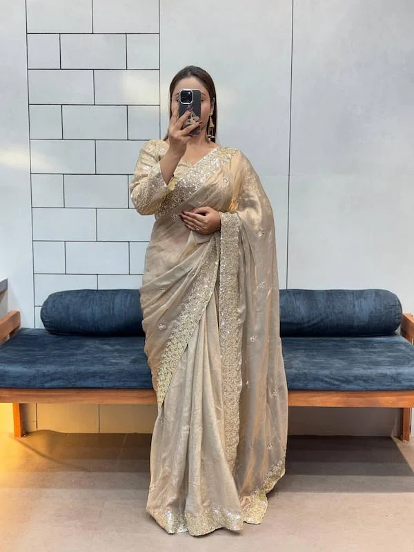 https://lyvstor.blr1.cdn.digitaloceanspaces.com/live/20im1Saree3.webp