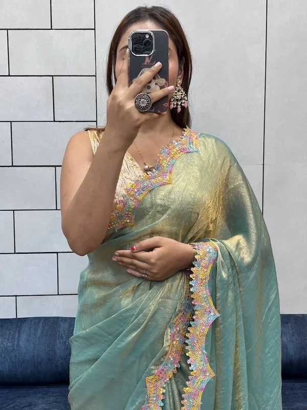 https://lyvstor.blr1.cdn.digitaloceanspaces.com/live/20im8Saree5.webp