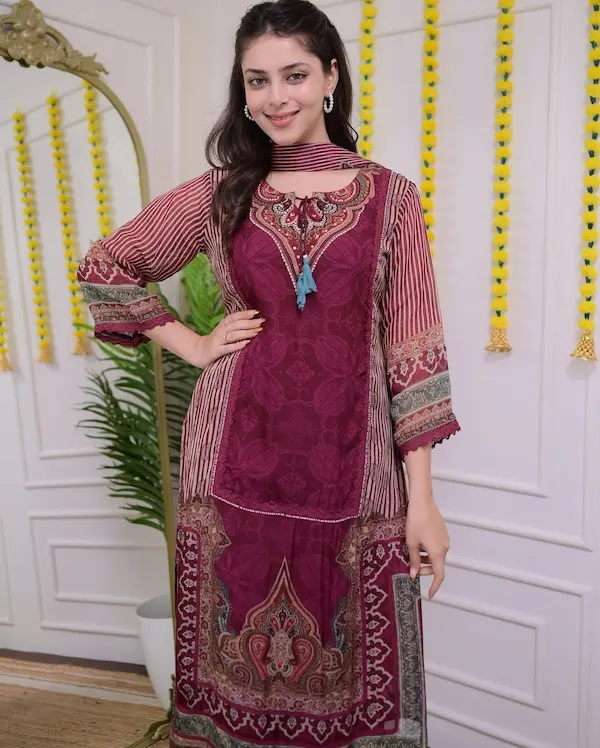 Pakistani Muslin Kurti Pant Dupatta Set