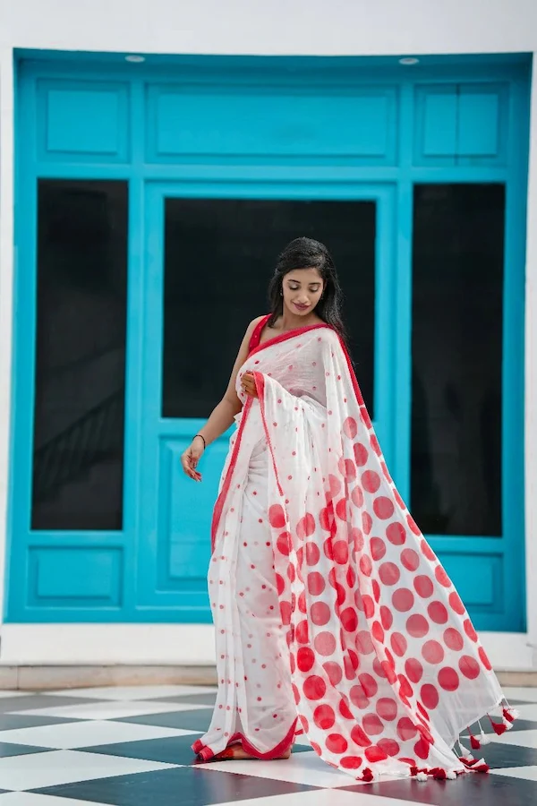 Women Plain Linen Saree with Digital Print & Satin Blouse | Casual & Daily Wear Saree