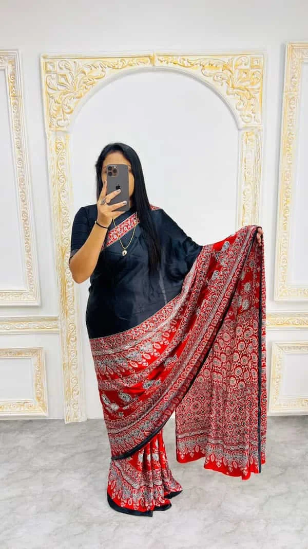 Semi Gajji Silk Saree with Ajrakh Pallu