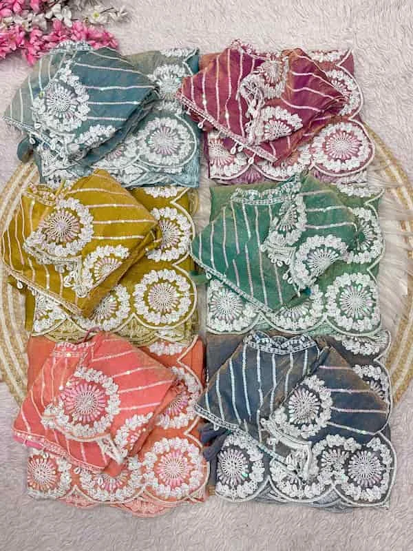 Fendy Chiffon Two-Tone Embroidered Saree