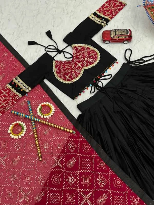 https://lyvstor.blr1.cdn.digitaloceanspaces.com/live/sep7lehnga59.webp