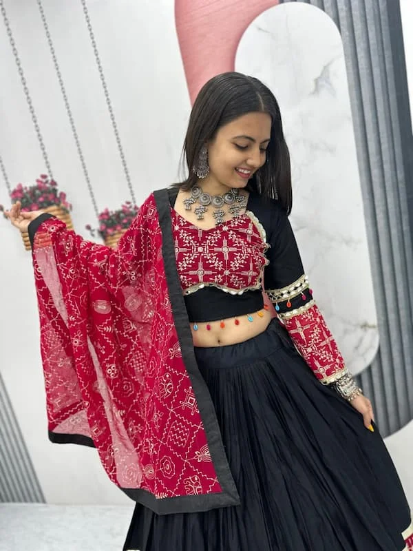 https://lyvstor.blr1.cdn.digitaloceanspaces.com/live/sep7lehnga60.webp